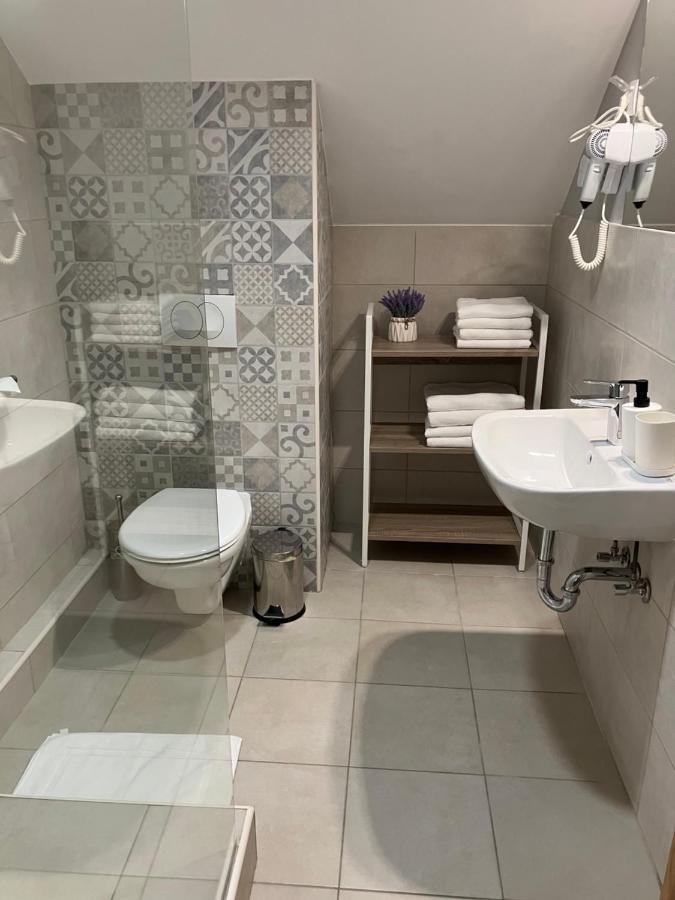 Petlov Salas Rooms Νόβι Σαντ Εξωτερικό φωτογραφία