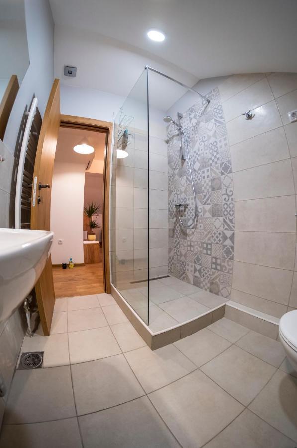 Petlov Salas Rooms Νόβι Σαντ Εξωτερικό φωτογραφία